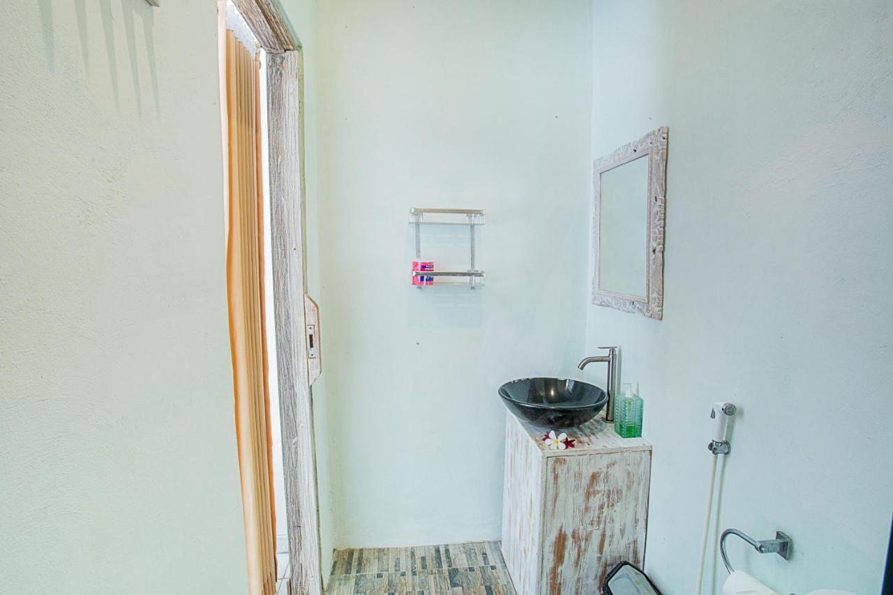 Naturale Guest House Nusa Lembongan  Exterior photo